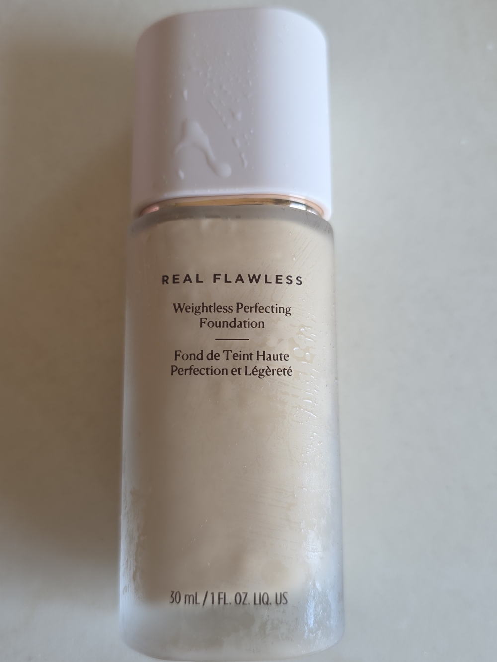 laura mercier-- Real Flawless Weightless Perfecting Foundation — 2N1 cashew